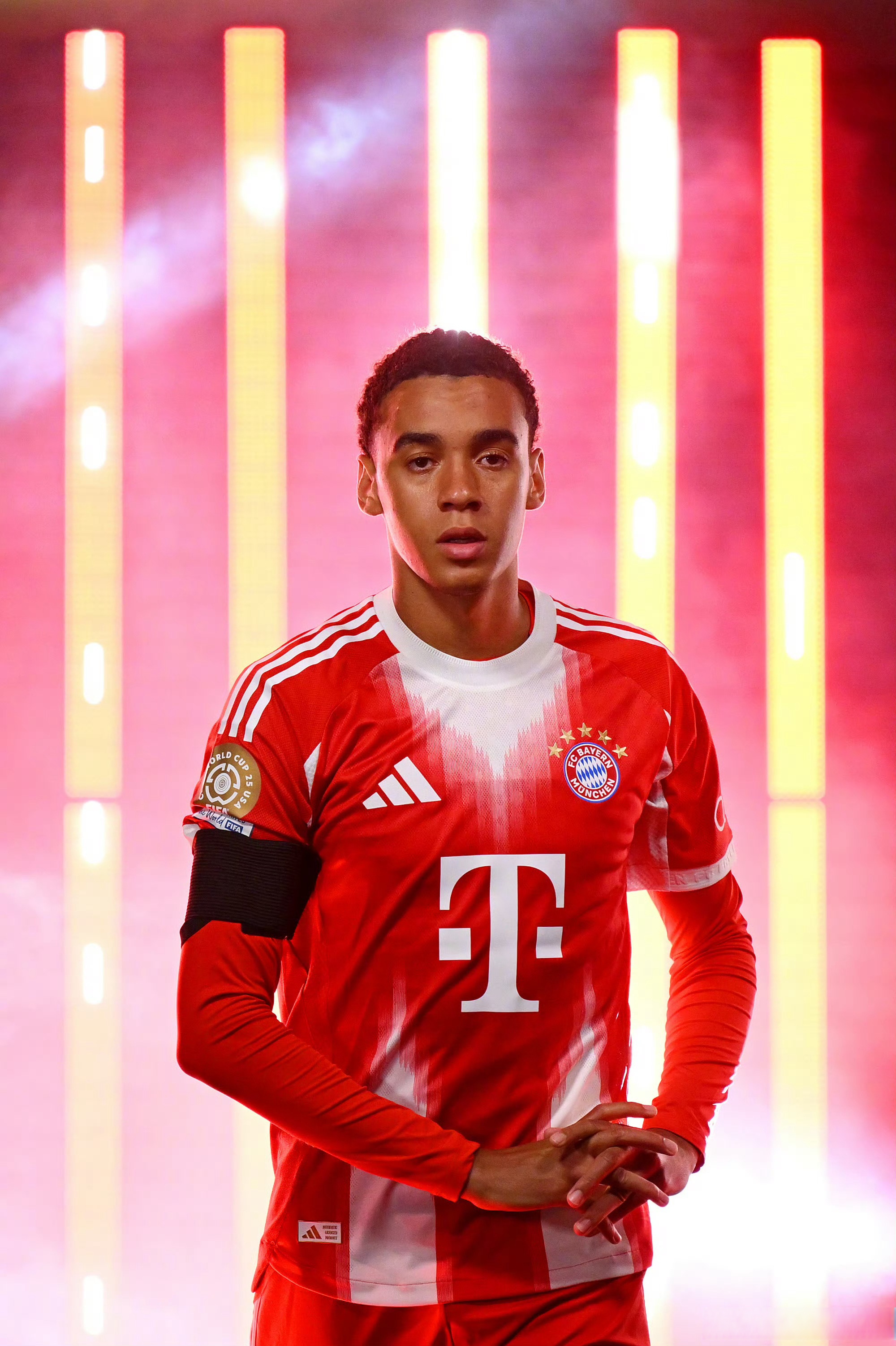 包含拉齐奥围绕法国杯回应争议多特蒙德完成体检备战NBA常规赛，今晨费耶诺德调整名单——英超节点到来看傻球迷的词条